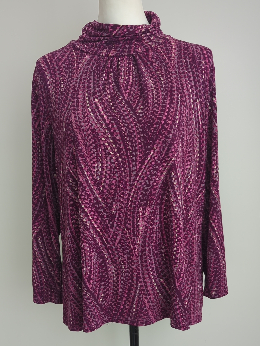 Susan Graver Magenta Liquid Knit Mock Neck Mosaic Swirl Tunic Blouse Top LARGE